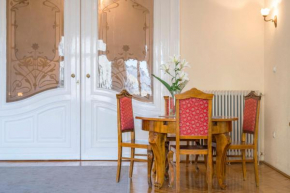 Stunning spacious art nouveau apart , grand piano
